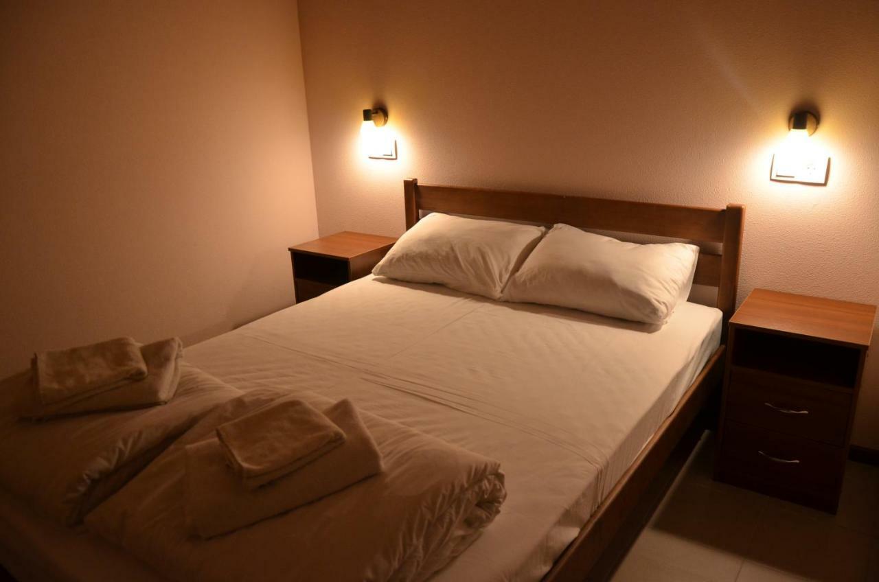 Hostel Vshokoladi Kiev Extérieur photo